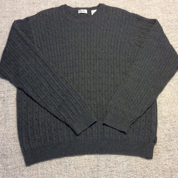 Izod Other - Gray Izod Cotton Crew Neck Sweater Large